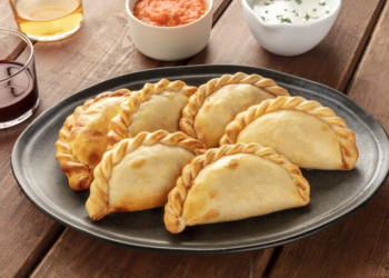 Watt’s Industrial Bakery & Food Service:  Logra las mejores preparaciones dieciocheras con Manteca Crucina y Manjar Calo