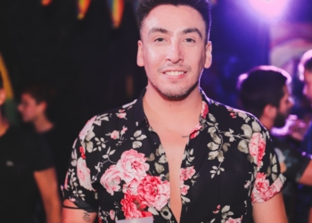 Jonathan Parra, Director de Restaurantes y Bares:  “Me gusta poder crear o reinventar diferentes platos, cocktails y por sobre todo enseñarle a los trabajadores que ellos deben ser felices”