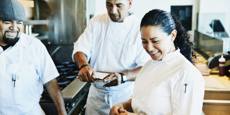 Accor obtiene la certificación Great Place To Work en Chile, Colombia y  Perú
