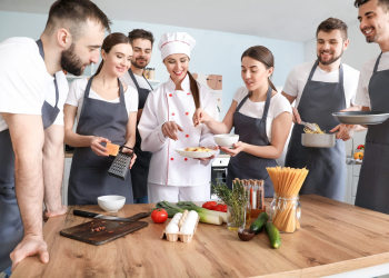 Formación académica en Gastronomía, Hotelería y Turismo en Chile: Nuevas tendencias para las necesidades del futuro