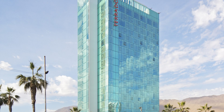 Terrado Hotel Cavancha  reabre sus puertas para turistas y visitantes