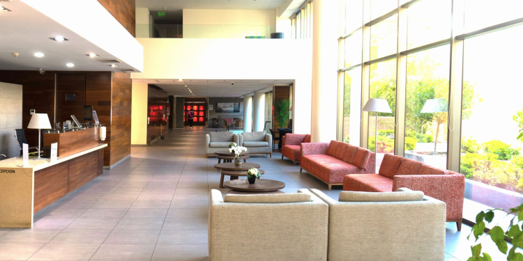 Hotel Abba Presidente Suites:  Comodidad y servicio con una privilegiada  ubicación