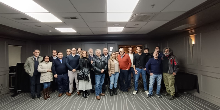 Achiga tendrá a tres mujeres en su directorio