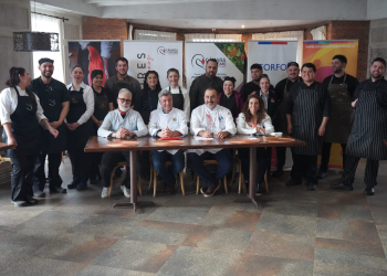 Sabores Natalinos 2024:  Concluye exitoso programa culinario con Yessenia Andrea Mañan Jorquera, chef del restaurant La Tapera Parrilla como la ganadora de este certamen.