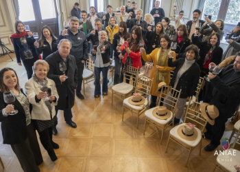 La Asociación de Enólogos lanza oficialmente la Octava versión de «Carmenére al mundo 2024»