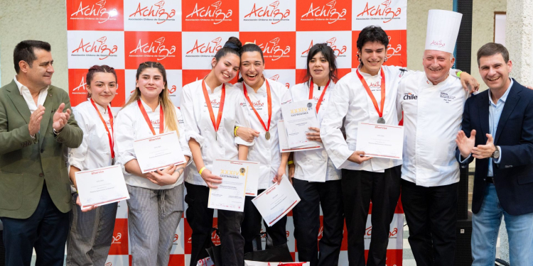 Ecole obtuvo Medalla de Oro en el  XXXIV Concurso Nacional de Gastronomía Categoría Estudiantes