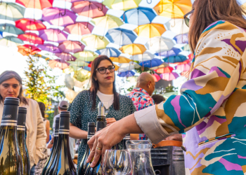 Feria de vinos del Parque Bustamante presenta una cata digital revolucionaria con WineApp