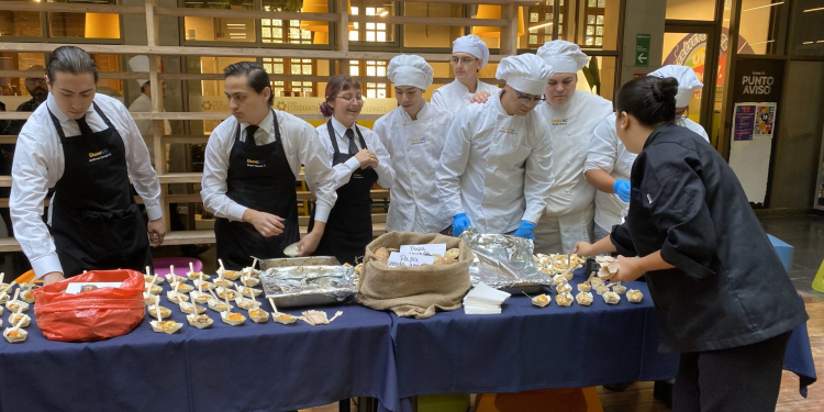Escuela de Gastronomía: Estudiantes de Duoc UC celebrarán el Día de la Cocina Chilena con diversas preparaciones típicas de nuestro país