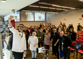 La actividad se llevó a cabo el 7 de mayo: Grecka y su marca Aromitalia realizaron Masterclass de heladería en INACAP Concepción