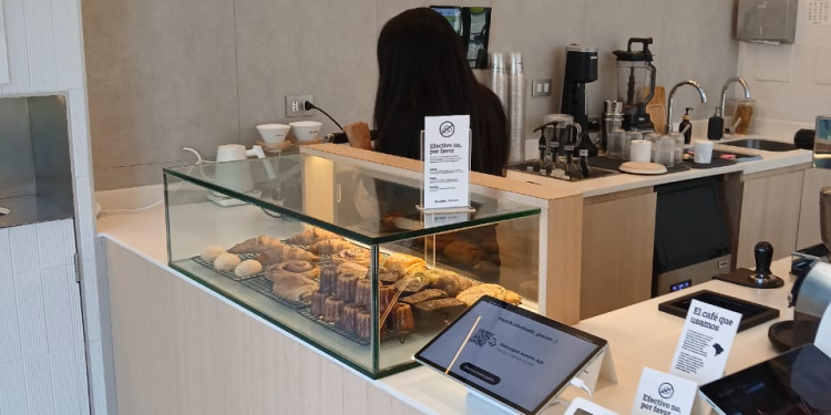 The Coffee – ザ・コーヒー: Minimalismo, aroma y café