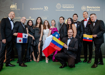 Dos chilenas y dos viñas nacionales representarán a Chile en los VinoInfluencers World Awards 2025 que se realizará en España