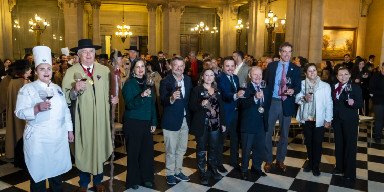 Asociación Nacional de Ingenieros Agrónomos Enólogos, Cofradía del Mérito Vitivinícola y Vinos de Chile celebran el Día Nacional del Vino