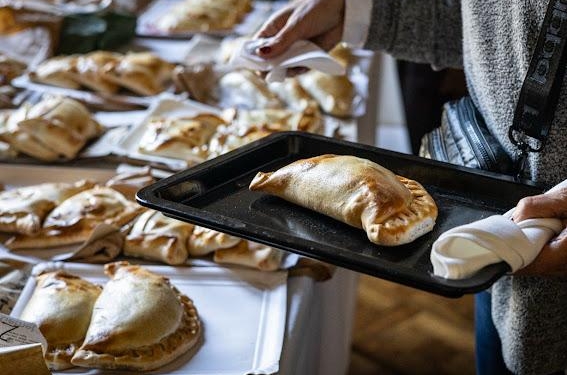 Tercera edición de la “Búsqueda de la Mejor Empanada Chilena” llega a Valparaíso