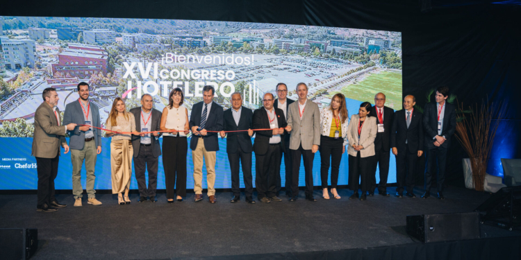 XVI Congreso Hotelero, Santiago 2025:  Más de 300 representantes del sector analizaron los desafíos de infraestructura, regulación y transformación digital