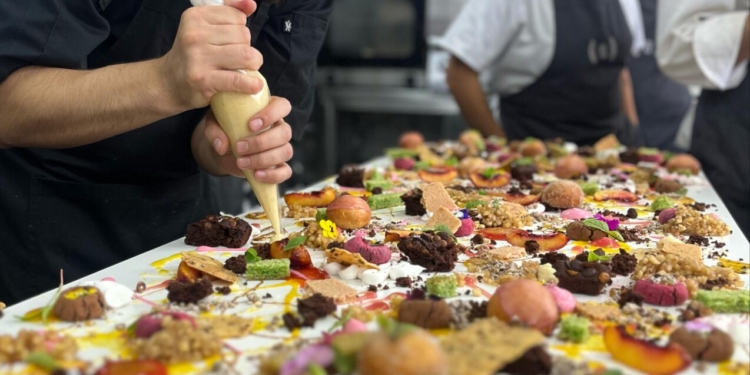 Sebastián Alejandro Rodríguez Naddaf Impulsando la gastronomía vegana desde la docencia y la innovación