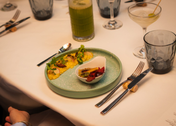 Pullman eleva los sabores andinos en una cena plant-based creada por 5 chefs internacionales