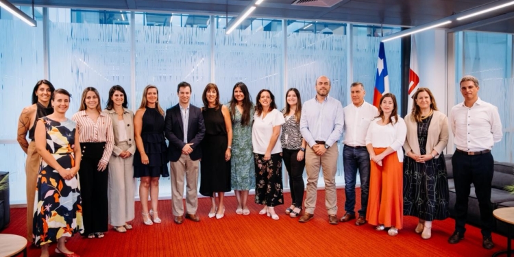 Fedetur e INACAP lanzan programa de perfeccionamiento técnico  para fortalecer el turismo de reuniones en Chile