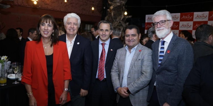 Achiga celebró el Día de la Cocina Chilena con un encuentro internacional que fusionó sabores del mundo y productos nacionales