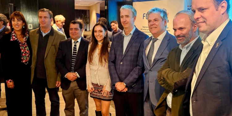 Fedetur renovó parte de su directorio en Asamblea Anual de Socios y reconoció la gestión de Jaime Guazzini, quien deja la presidencia del gremio luego de dos períodos