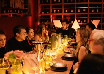 Connectors Dinner: cuando la mesa se convierte en punto de encuentro creativo en W Santiago