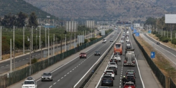 Fedetur y Duoc UC revelan cómo viajan los chilenos en fines de semana largos: cercanía, planificación y gasto acotado marcan la tendencia