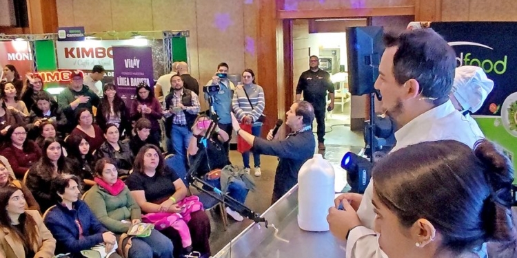 Watt’s Industrial impulsó la capacitación en fritura con su marca FritoMaster en Expo Bidfood La Serena