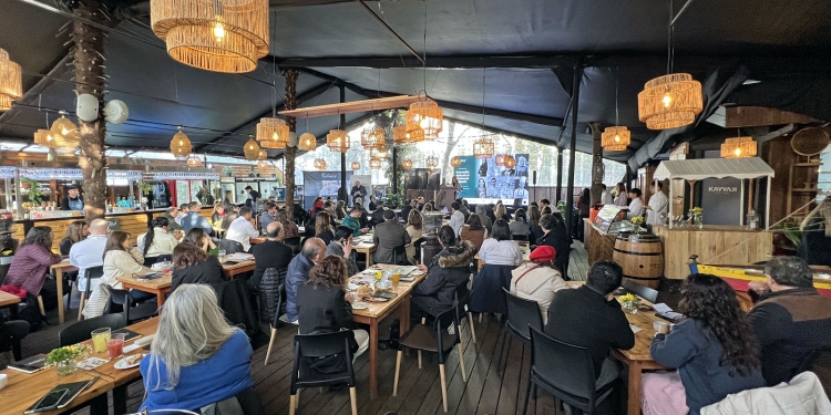Expertos llaman a impulsar la innovación para fortalecer el patrimonio gastronómico de Chile en seminario de Instituto Culinary