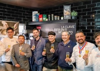 FEGACH y Restaurant Center firman convenio para  impulsar la capacitación y colaboración en la industria gastronómica