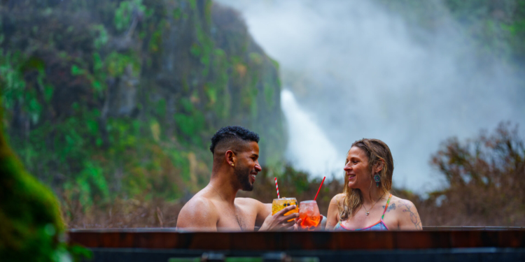 Un imperdible del invierno: Pucón invita a vivir el «Mes de las Termas» con descuentos en nueve centros termales